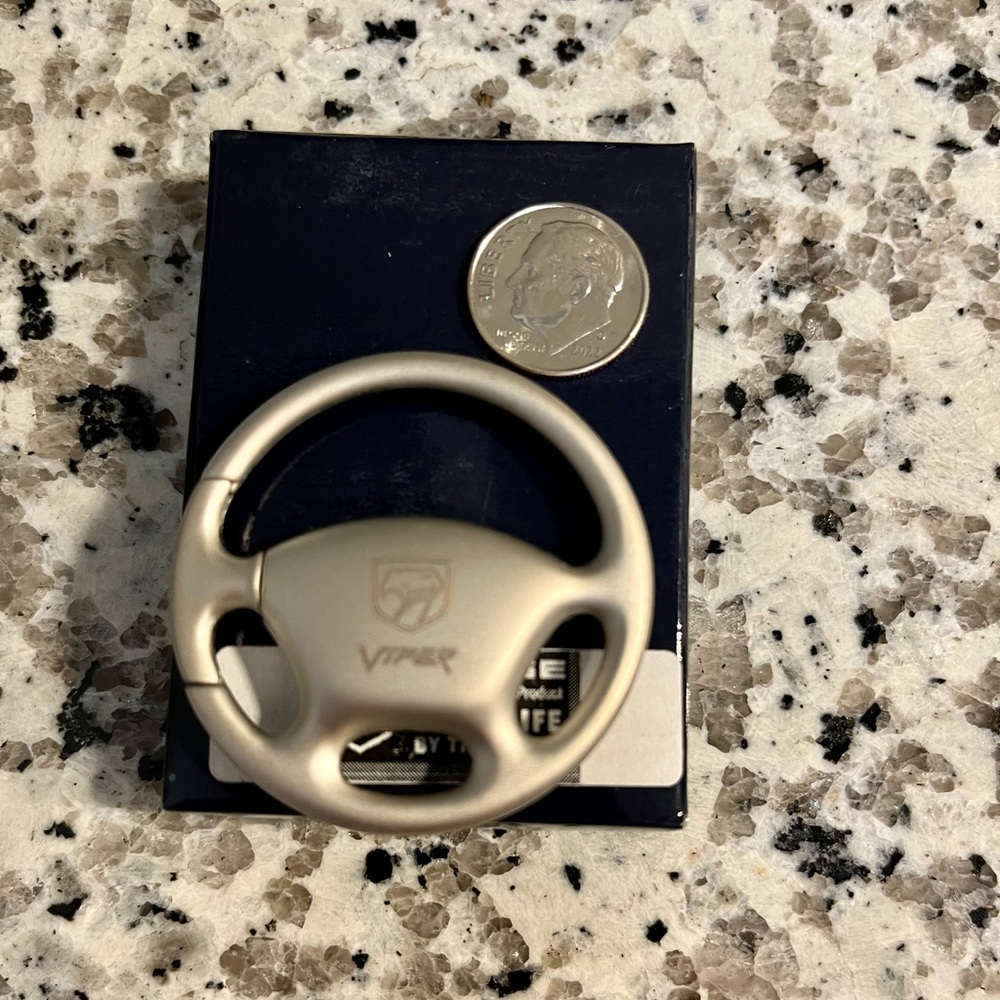 Dodge Viper Keychain Steering wheel Sneaky Pete